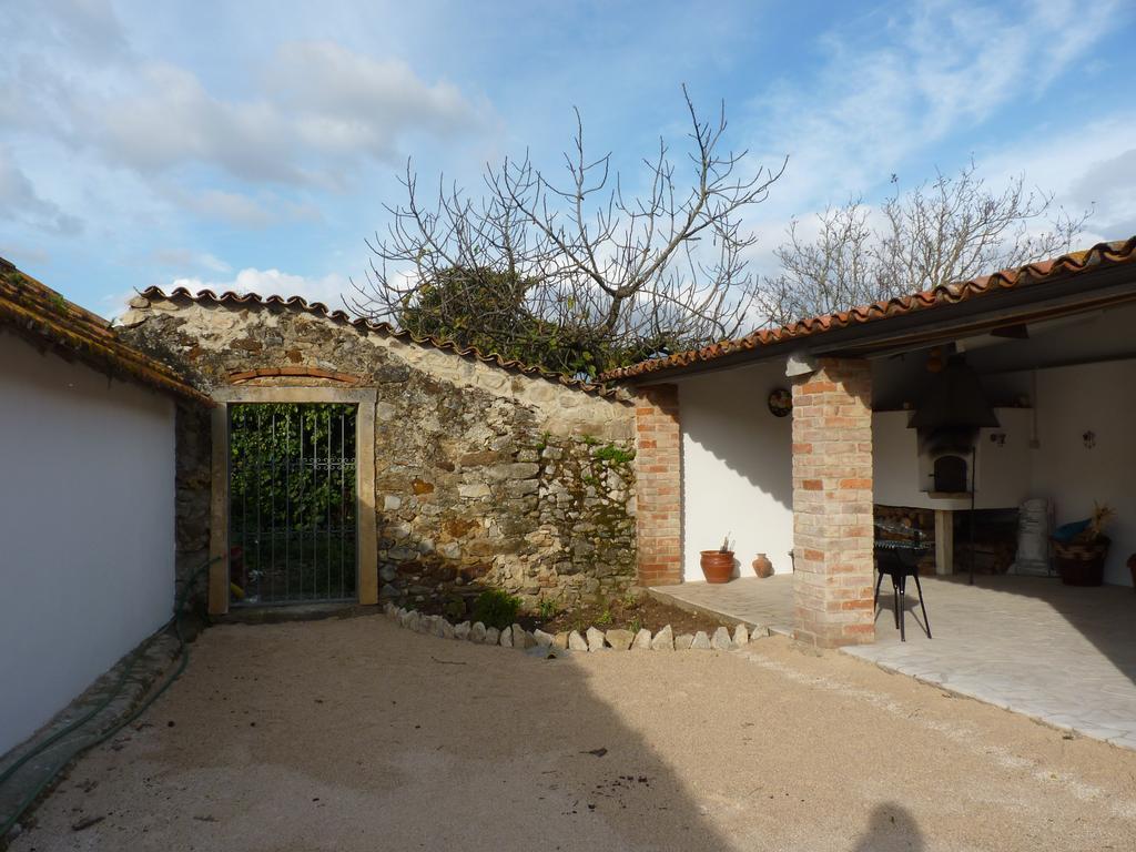 Refugio Da Ti Maria Batalha Exterior foto